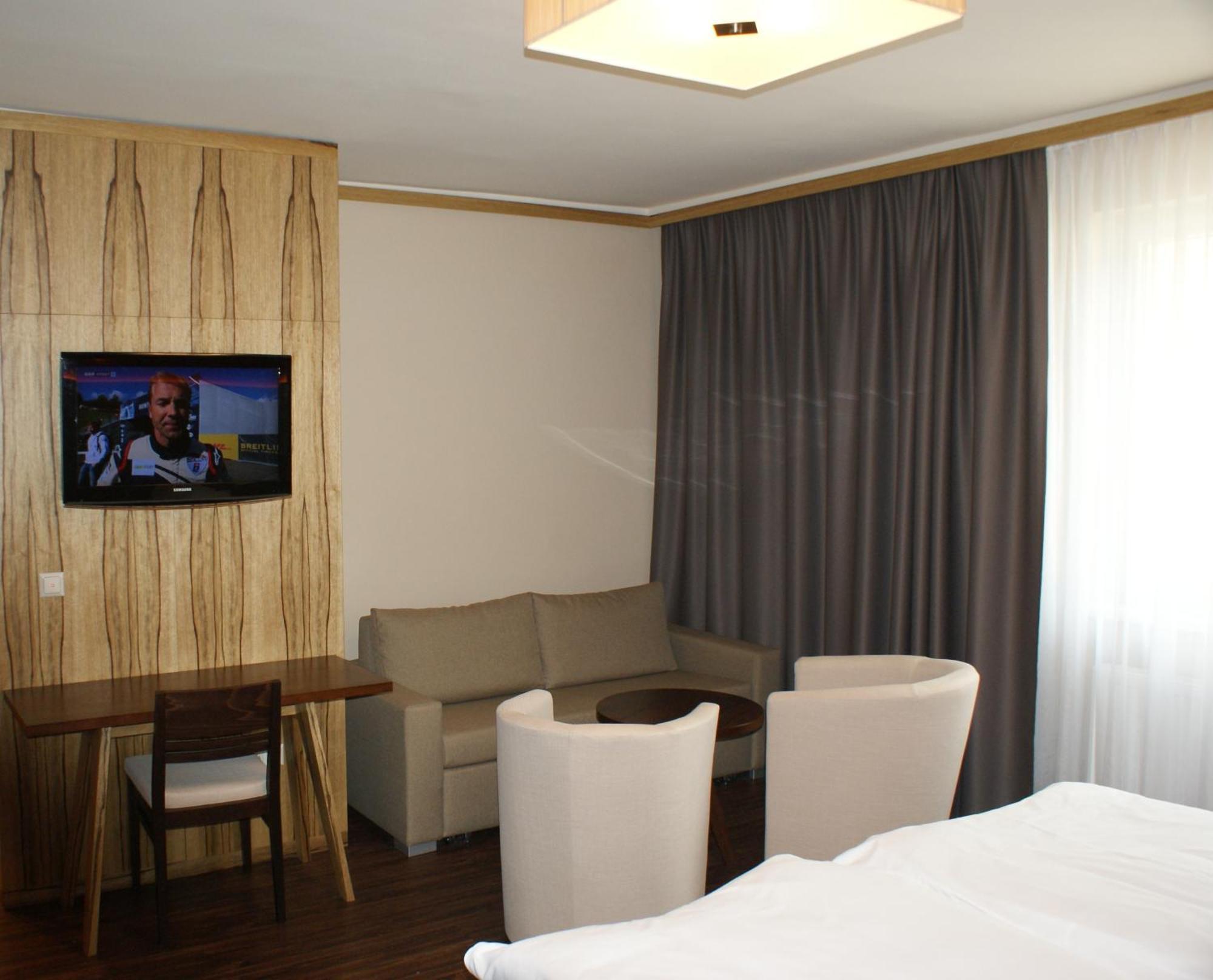 Hotel-Restaurant Schweinberger Stetten 객실 사진