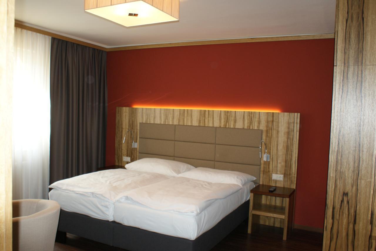 Hotel-Restaurant Schweinberger Stetten 객실 사진