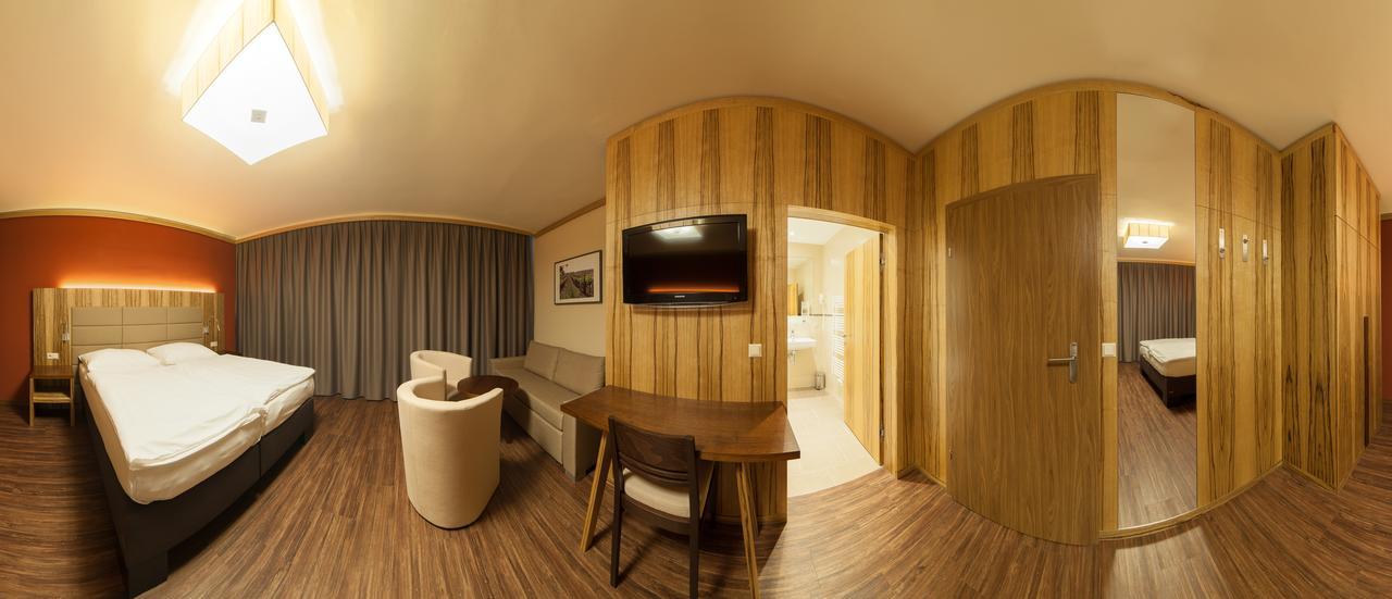 Hotel-Restaurant Schweinberger Stetten 외부 사진